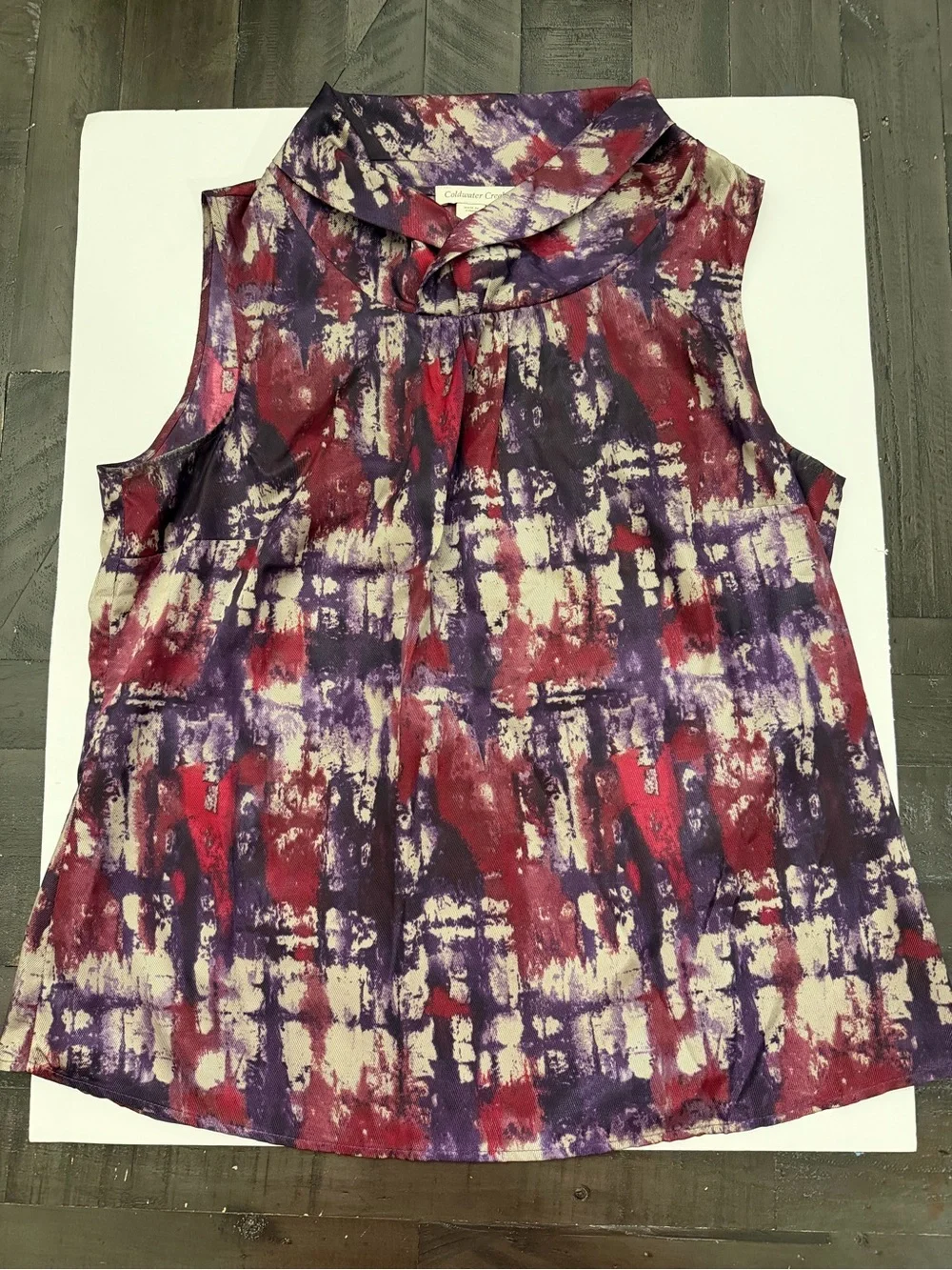 Coldwater Creek Sleeveless Collared Camisole in Purple Red Print